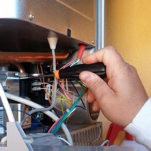 Cómo arreglar una caldera doméstica: soluciones a problemas comunes