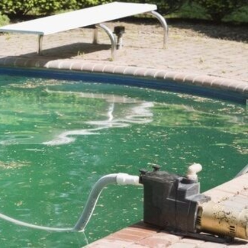 problema piscina agua sucia